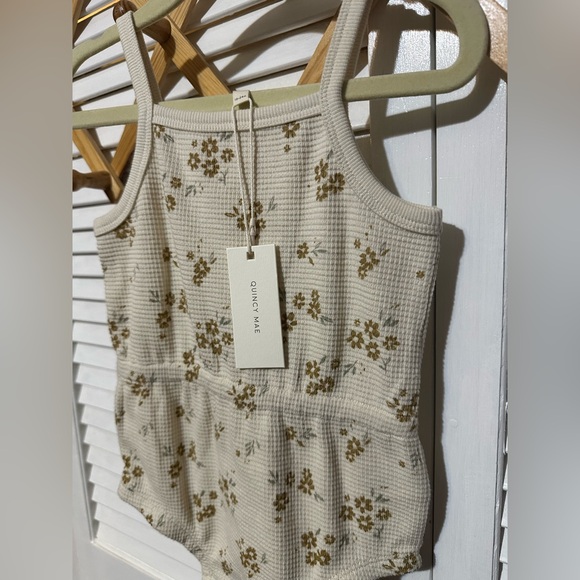 Quincy Mae waffle romper 18/24 nwt - Picture 2 of 2